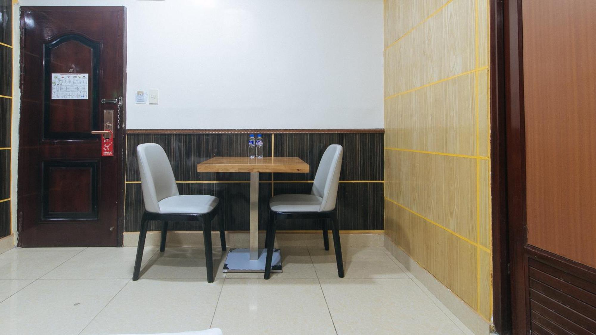Reddoorz At Winter Hotel Araneta Кесон-Сити Экстерьер фото