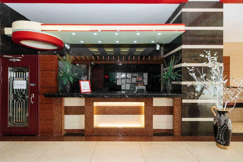 Reddoorz At Winter Hotel Araneta Кесон-Сити Экстерьер фото